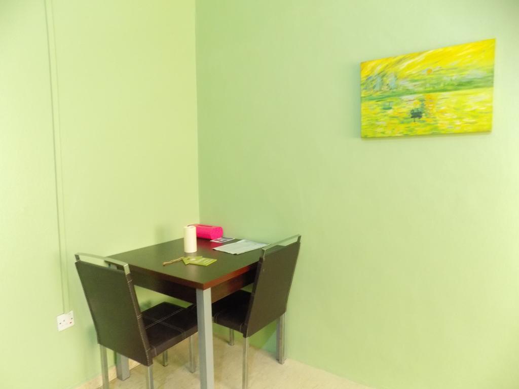 Posh Apartments And Hotel Ikeja Exterior photo